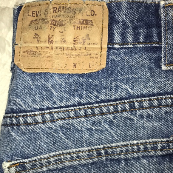 Levi’s vintage jean short - Picture 3 of 3
